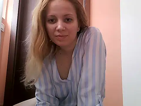 Snapshot of ChleoWild chatting on 02-07-26, 10:12 ChleoWild online show from 02-07-26, 10:12