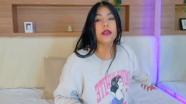 VioletBloomm online show from 03-21-26, 11:47