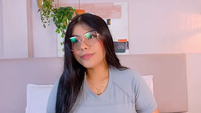 VioletBloomm online show from 05-25-26, 11:31