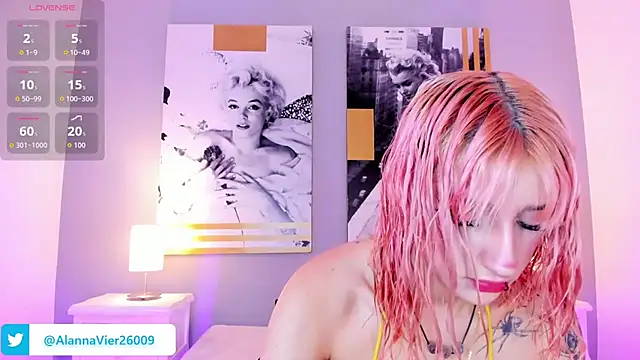 AlannaViera online show from 06-25-26, 11:48