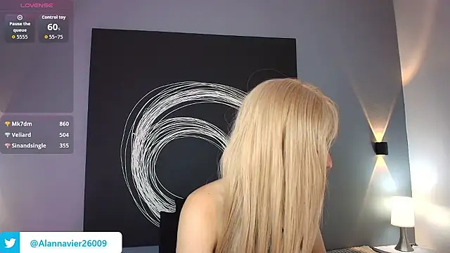 Snapshot of AlannaViera chatting on 02-14-26, 12:22 AlannaViera online show from 02-14-26, 12:22