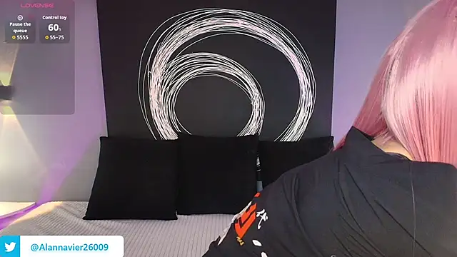 Snapshot of AlannaViera chatting on 02-21-26, 11:45 AlannaViera online show from 02-21-26, 11:45