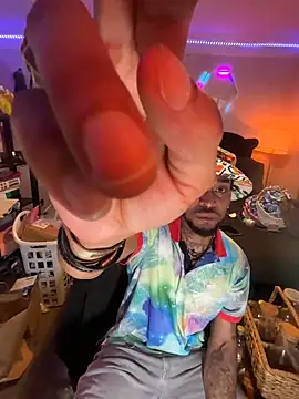 StillArQuez online show from 04-06-26, 03:35