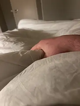 siisidjfjfjdj online show from 02-28-26, 05:40