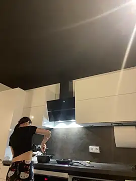 Just-Lilly online show from 04-16-26, 10:45