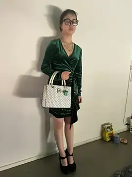 Just-Lilly online show from 04-23-26, 01:35