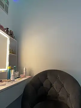 Just-Lilly online show from 03-23-26, 01:33