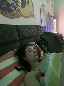 Just-Lilly online show from 04-04-26, 02:01