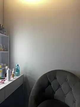 Just-Lilly online show from 04-28-26, 05:17