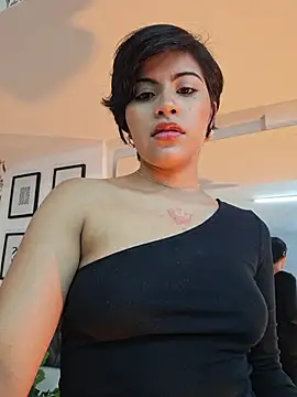 Snapshot of Eva_Monroes chatting on 02-26-26, 03:17 Eva Monroes online show from 02-26-26, 03:17