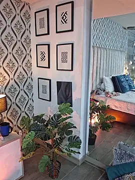 Eva Monroes online show from 03-22-26, 05:32