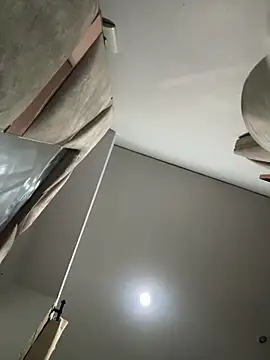 Snapshot of Lucia_velez chatting on 02-17-26, 02:09 Lucia velez online show from 02-17-26, 02:09