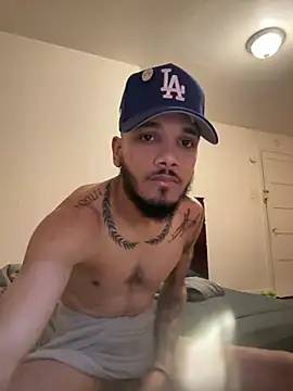 Snapshot of EnanoVerga chatting on 02-17-26, 02:03 EnanoVerga online show from 02-17-26, 02:03