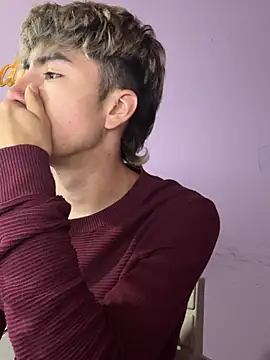 AlexanderCollman2 online show from 04-11-26, 11:52