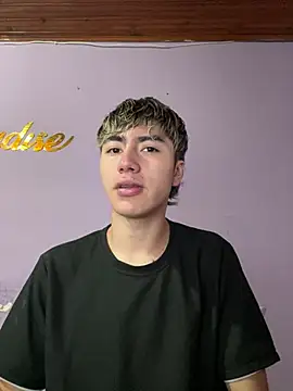 AlexanderCollman2 online show from 04-15-26, 11:27