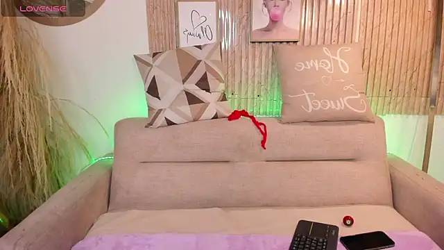 Sally Dvine online show from 03-18-26, 07:59