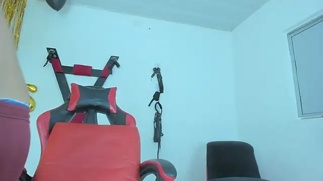 Snapshot of Steven_and_Camilo18 chatting on 02-05-26, 11:39 Steven and Camilo18 online show from 02-05-26, 11:39