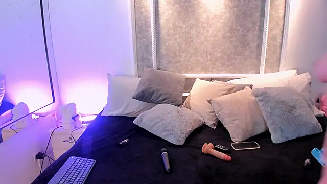 Snapshot of celestesun23 chatting on 02-28-26, 01:22 celestesun23 online show from 02-28-26, 01:22