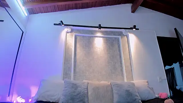 Snapshot of celestesun23 chatting on 02-26-26, 12:10 celestesun23 online show from 02-26-26, 12:10