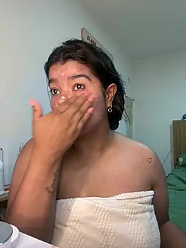 moonhelen online show from 02-13-26, 09:48