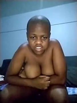 Snapshot of Mzandihottie chatting on 02-01-26, 05:22 Mzandihottie online show from 02-01-26, 05:22