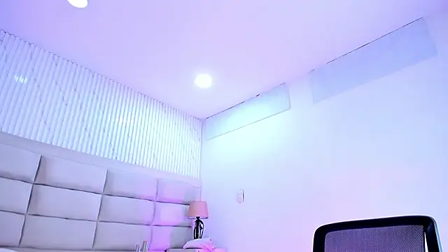 CarolineFyre online show from 03-22-26, 12:50