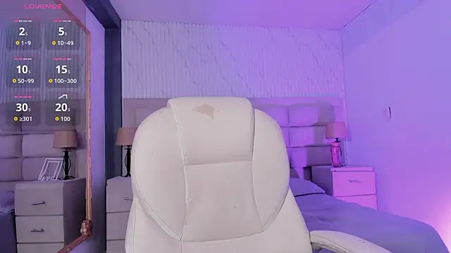 CarolineFyre online show from 03-12-26, 01:15