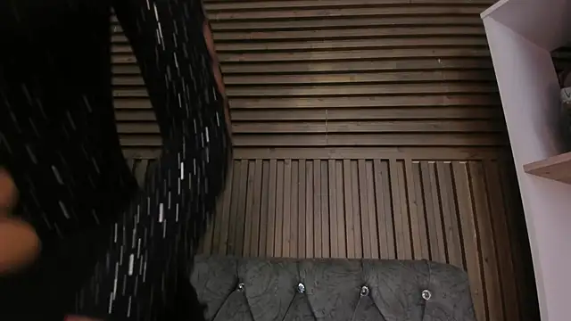 Snapshot of CarolineFyre chatting on 02-05-26, 01:07 CarolineFyre online show from 02-05-26, 01:07