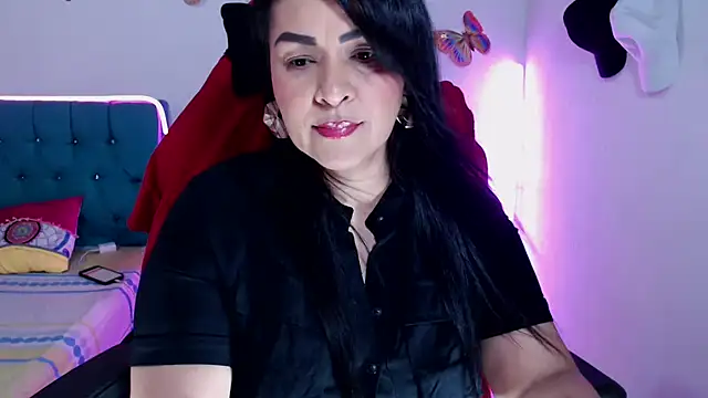Snapshot of hotsweet-69 chatting on 05-13-26, 05:14 hotsweet-69 online show from 05-13-26, 05:14