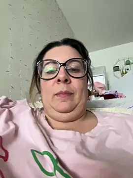 JasmineGlow7 online show from 04-10-26, 11:23