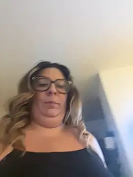 JasmineGlow7 online show from 03-06-26, 04:24