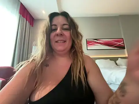 Snapshot of JasmineGlow7 chatting on 02-16-26, 11:09 JasmineGlow7 online show from 02-16-26, 11:09