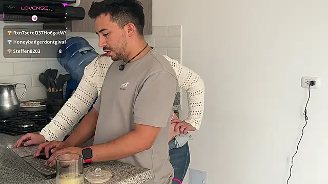 Snapshot of Sofii_n_Diego chatting on 02-07-26, 09:56 Sofii n Diego online show from 02-07-26, 09:56