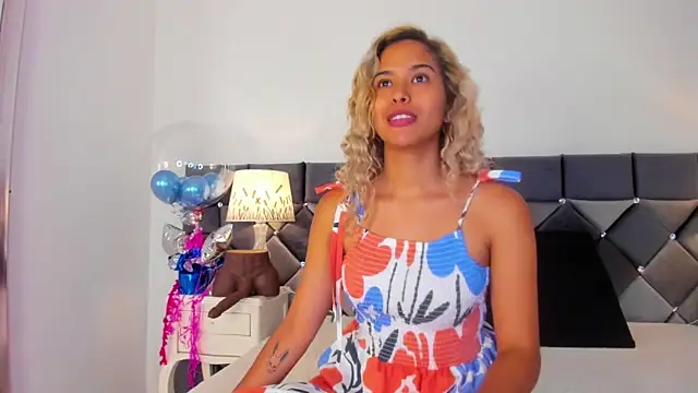 Snapshot of _Giorgiina_ chatting on 02-23-26, 12:06 Giorgiina online show from 02-23-26, 12:06