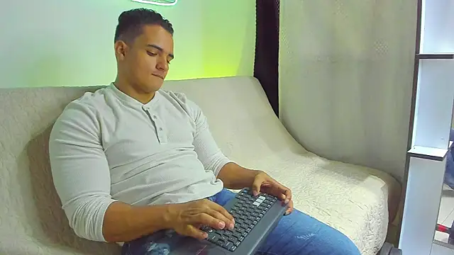 jhon nicolas online show from 03-07-26, 08:14