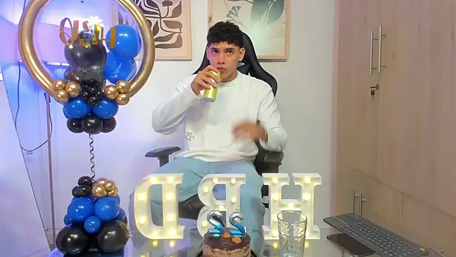 justin payn14 online show from 05-24-26, 02:28