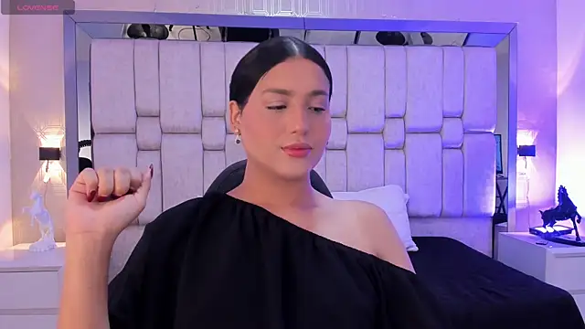 Snapshot of ValeryCooper18 chatting on 02-07-26, 07:44 ValeryCooper18 online show from 02-07-26, 07:44