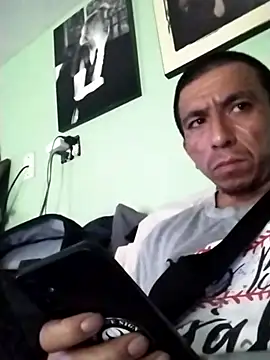 Snapshot of bigbooietx chatting on 02-17-26, 07:44 bigbooietx online show from 02-17-26, 07:44