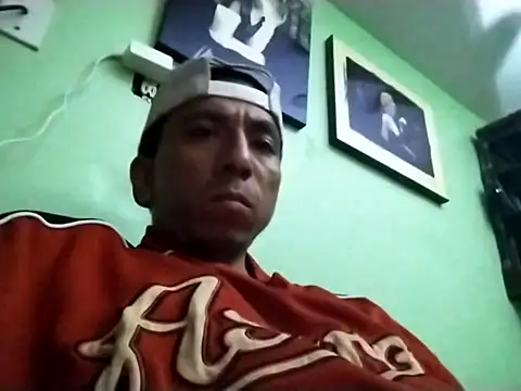 Snapshot of bigbooietx chatting on 02-16-26, 11:53 bigbooietx online show from 02-16-26, 11:53