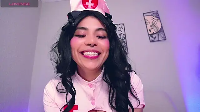 Snapshot of loveegirll1 chatting on 02-26-26, 03:50 loveegirll1 online show from 02-26-26, 03:50