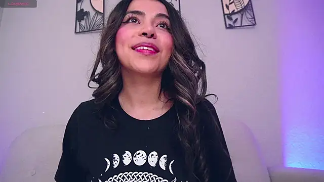 Snapshot of loveegirll1 chatting on 02-27-26, 03:51 loveegirll1 online show from 02-27-26, 03:51