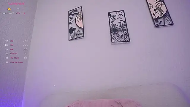 Snapshot of loveegirll1 chatting on 02-14-26, 04:13 loveegirll1 online show from 02-14-26, 04:13