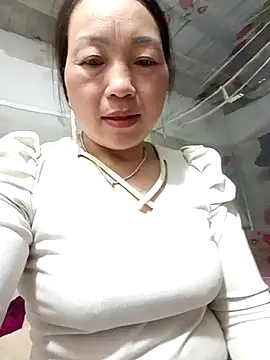 baby 112233 online show from 05-05-26, 12:13