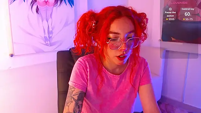 Snapshot of mere_in_redd chatting on 07-11-26, 01:33 mere in redd online show from 07-11-26, 01:33