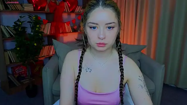 kate  rIna online show from 02-11-26, 02:11