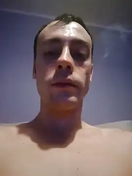 Snapshot of Miquelp123 chatting on 02-01-26, 02:26 Miquelp123 online show from 02-01-26, 02:26