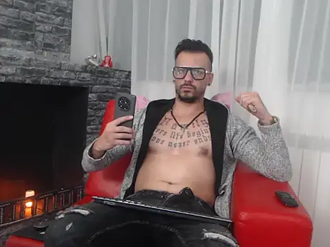 RyanxCole online show from 02-20-26, 01:24