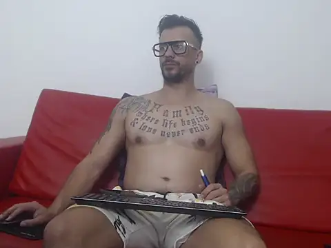 RyanxCole online show from 04-22-26, 10:11