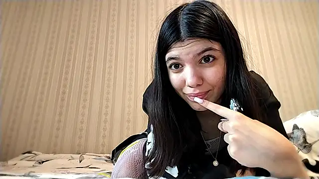 Snapshot of AllyRoaster chatting on 02-10-26, 02:16 AllyRoaster online show from 02-10-26, 02:16