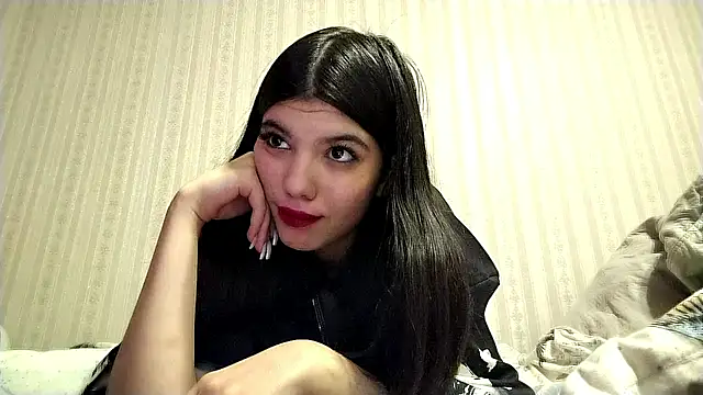 Snapshot of AllyRoaster chatting on 02-16-26, 02:16 AllyRoaster online show from 02-16-26, 02:16